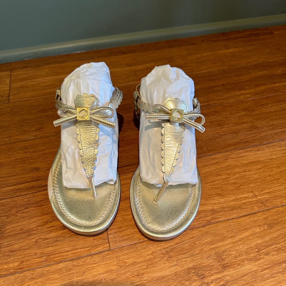KATE SPADE Talan Platino Thong Sandals size 8